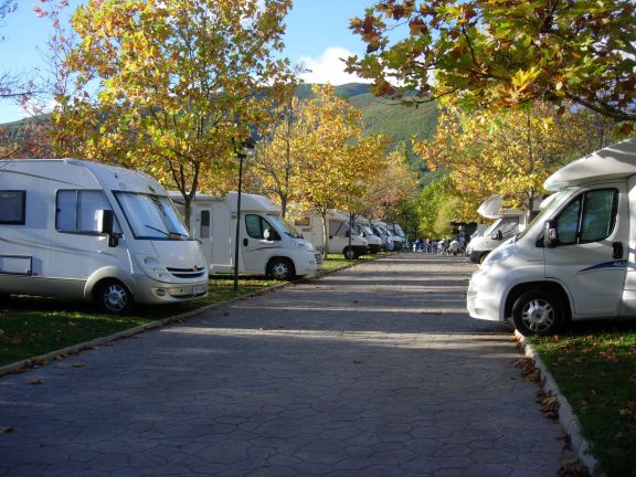 Áreas de servicio de autocaravanas y parkings para pernocta en Castilla y León